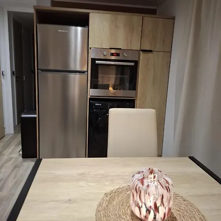 Spacieux Mobilhome Petit Coin De Paradis Mar Estang 4 Etoiles Et Pied Dans La *