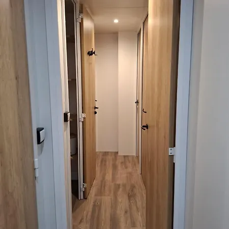 Kemp Spacieux Mobilhome Petit Coin De Paradis Mar Estang 4 Etoiles Et Pied Dans La *