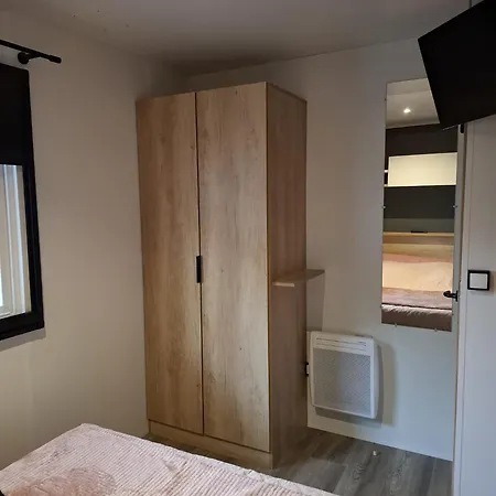 Kemp Spacieux Mobilhome Petit Coin De Paradis Mar Estang 4 Etoiles Et Pied Dans La Canet-en-Roussillon