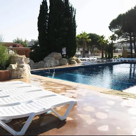 Kemp Spacieux Mobilhome Petit Coin De Paradis Mar Estang 4 Etoiles Et Pied Dans La *
