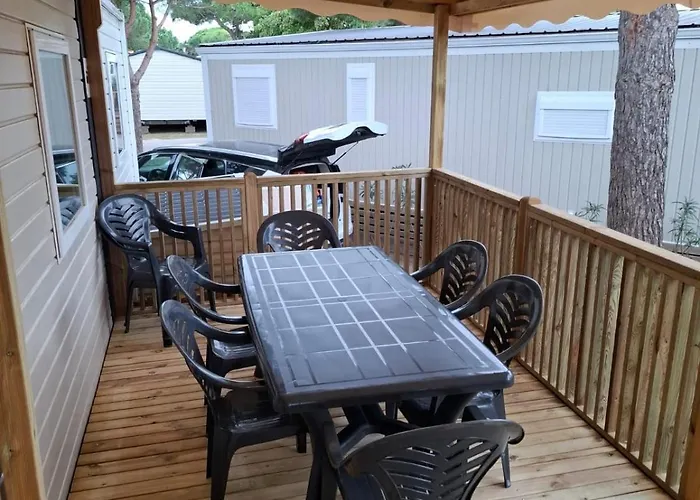 Camping Spacieux Mobilhome Petit Coin De Paradis Mar Estang 4 Etoiles Et Pied Dans La Canet-en-Roussillon