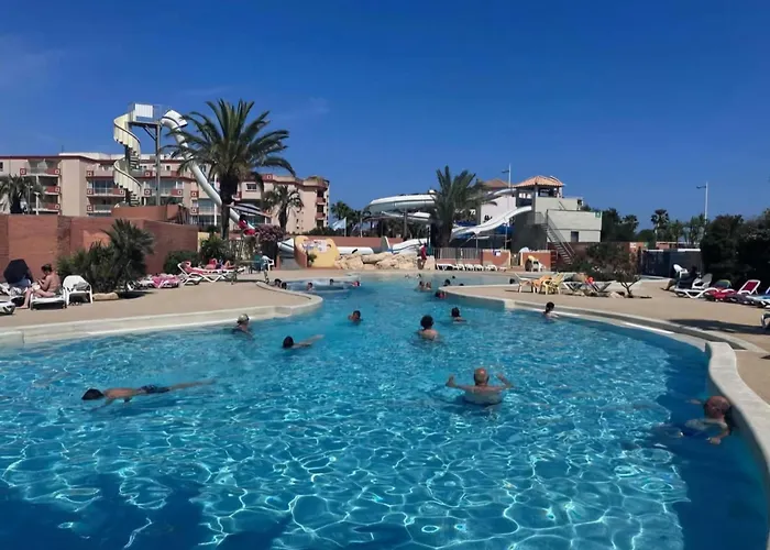 Camping Spacieux Mobilhome Petit Coin De Paradis Mar Estang 4 Etoiles Et Pied Dans La Canet-en-Roussillon